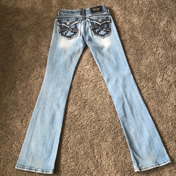 Jean - Picture 2 of 2